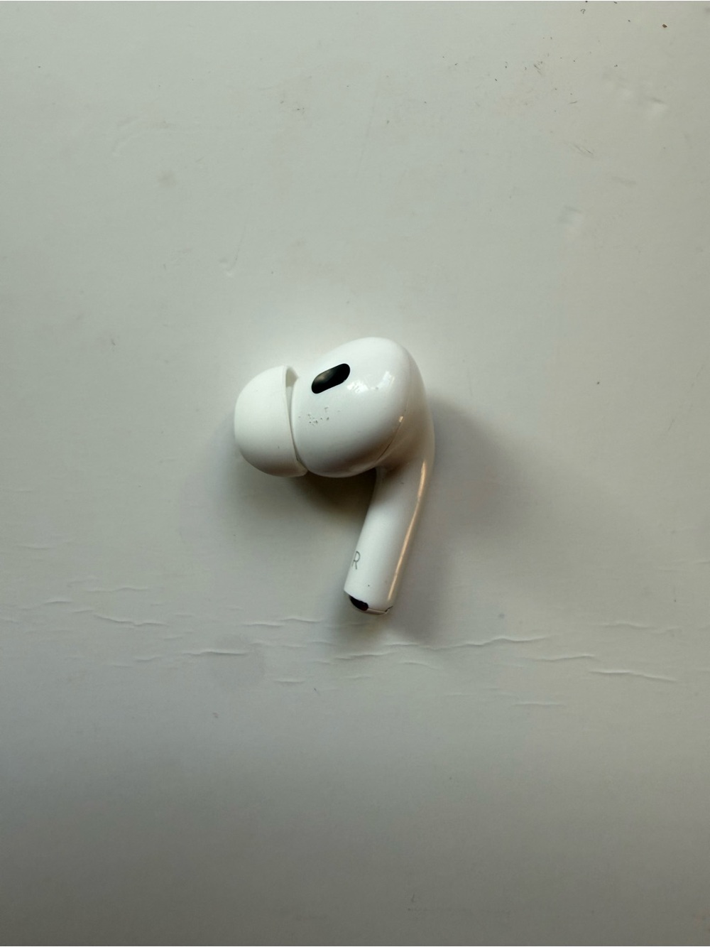 Apple AirBud Wireless Earbud Right only  Model A3047 Version 7E93